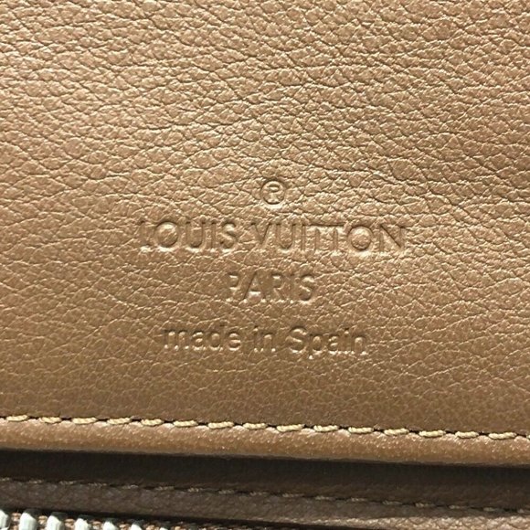 LOUIS VUITTON Zippy Wallet Vertical Long Wallet - Picture 12 of 14